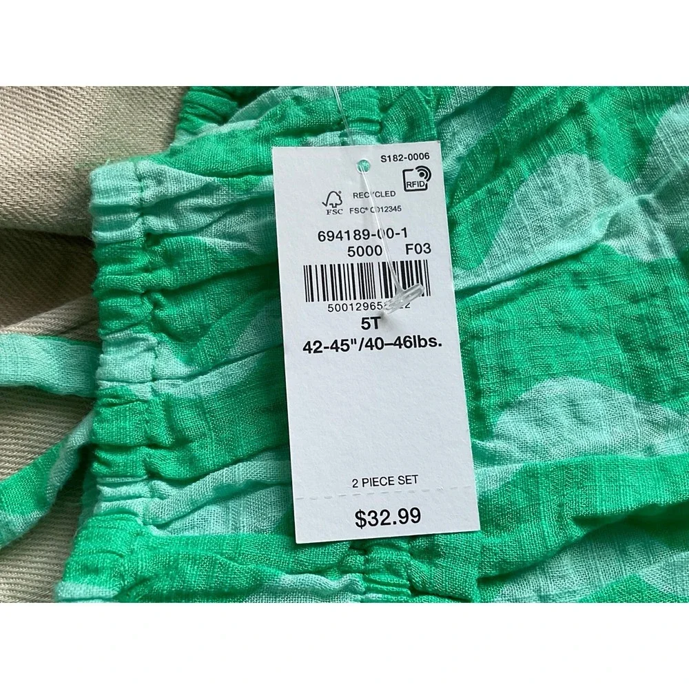New Girls 5T Old Navy wide leg pants and green strawberry top - outfit